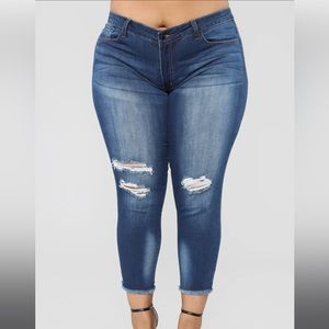 FASHION NOVA DARK DENIM ANKLE JEANS